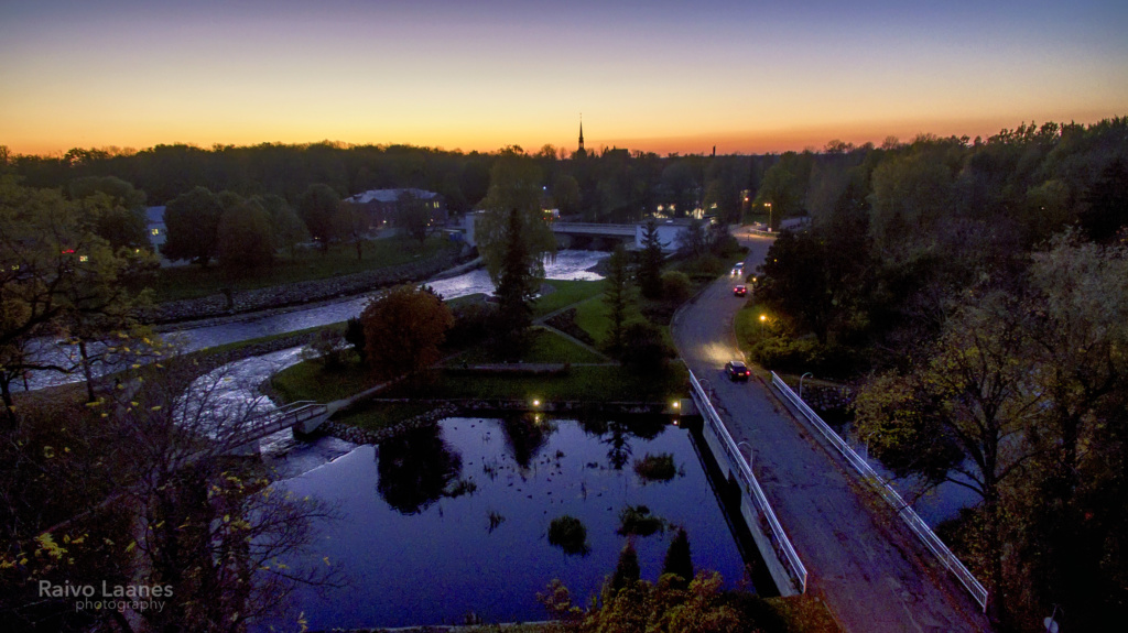 Hilisõhtune Roosisaare liiklus