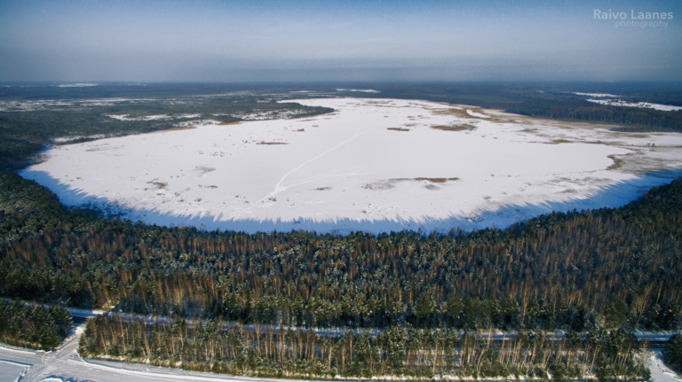 Jäätunud Parika järv